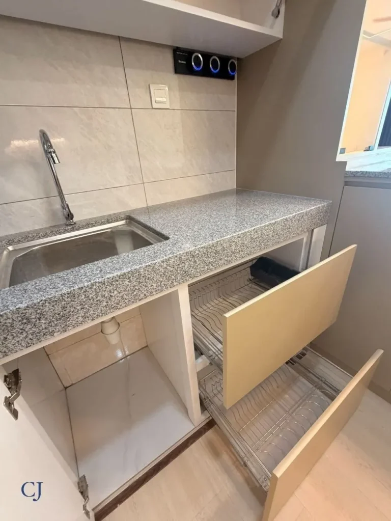 Kerja mengecat dan wall finishing oleh CJ Home Design Sandakan